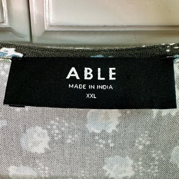 Able Amelia Button Front Dress Green Floral Print Size XXL - Picture 8 of 12